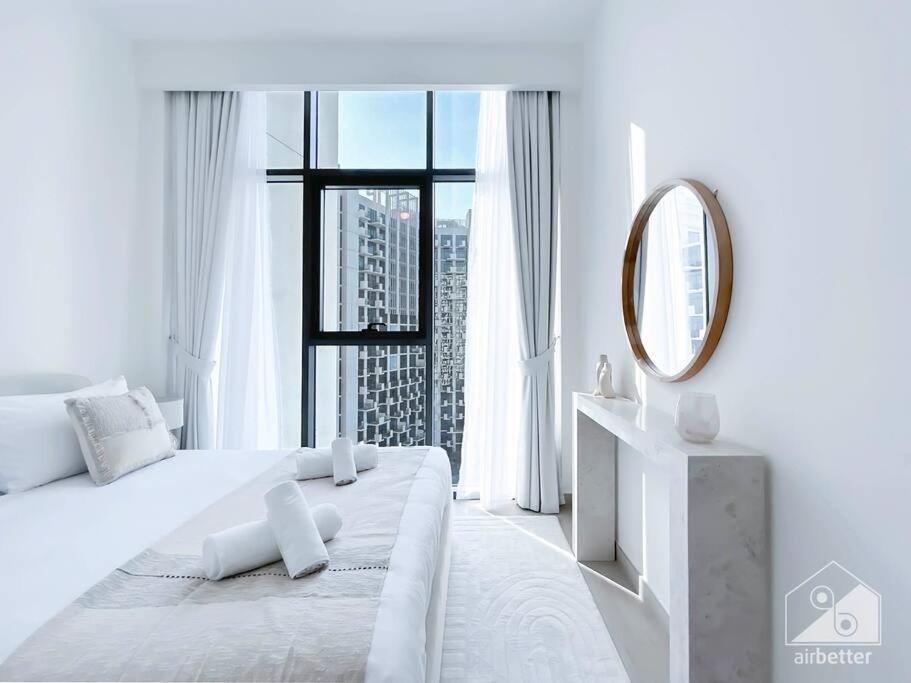 Elegant & Spacious 1bedroom With Balcony Apartment