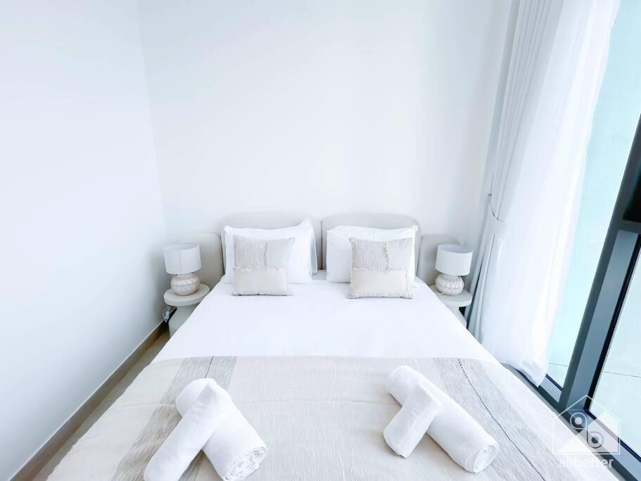 Elegant & Spacious 1bedroom With Balcony Apartment